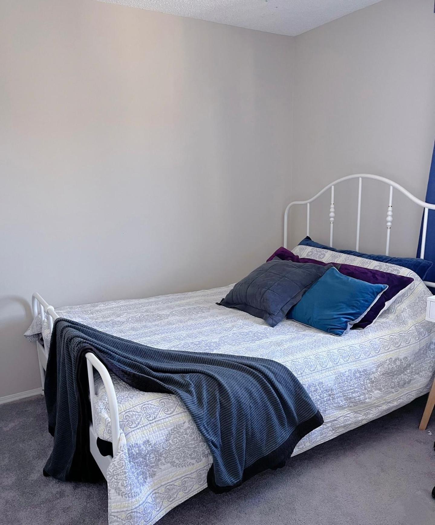 Best Garden House&3 Mins Bus Station Close C-Train&Free Parking YYC Esterno foto